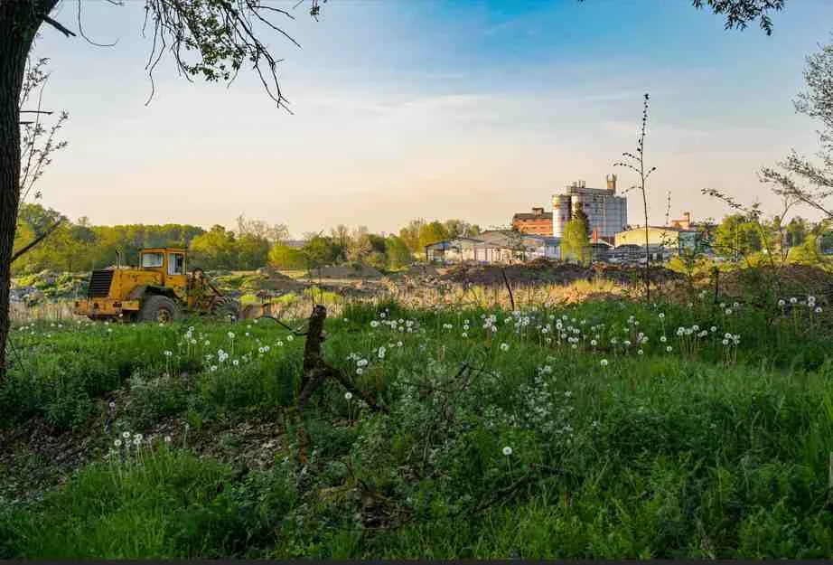 greenfield vs brownfield speed cost and control comparison