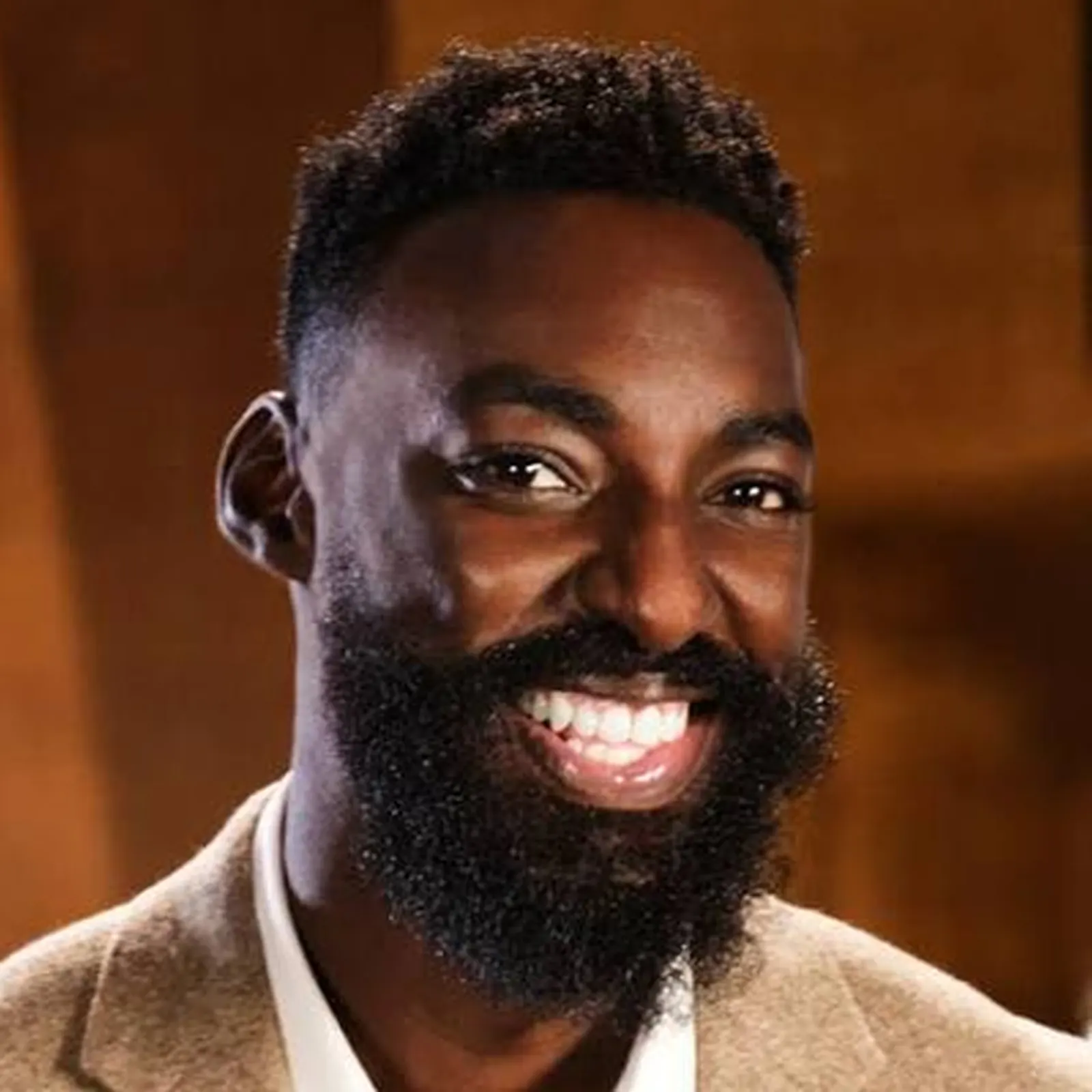 Eric Adjepong biography profile