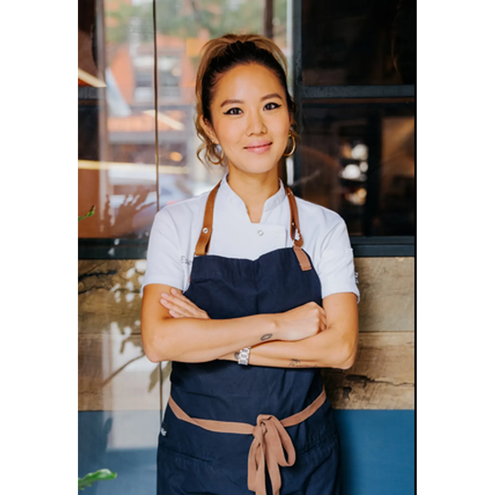 Esther Choi biography profile