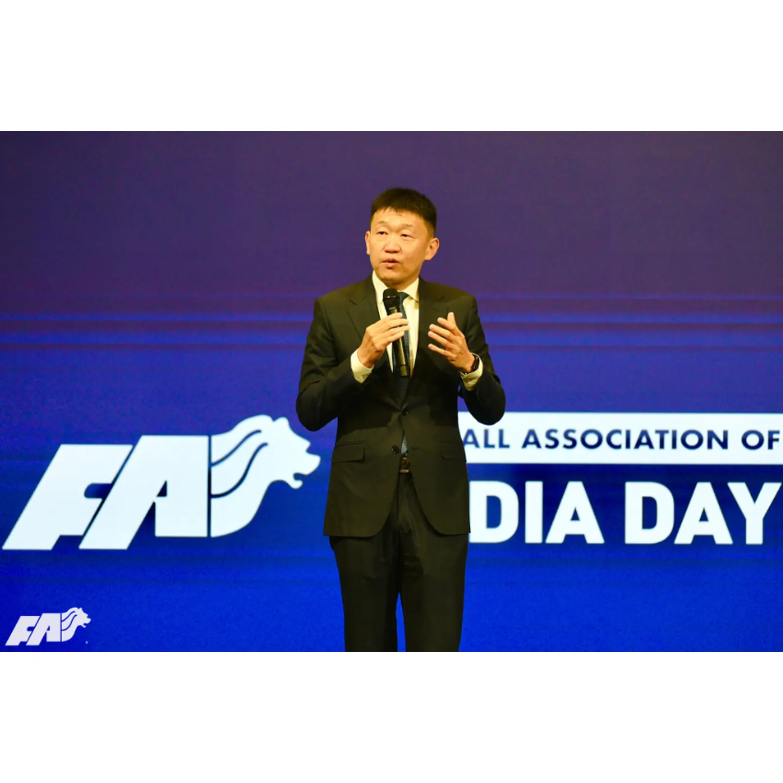 Forrest Li biography profile