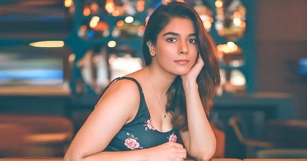 Pooja Gor is an Indian Model and Television Actress